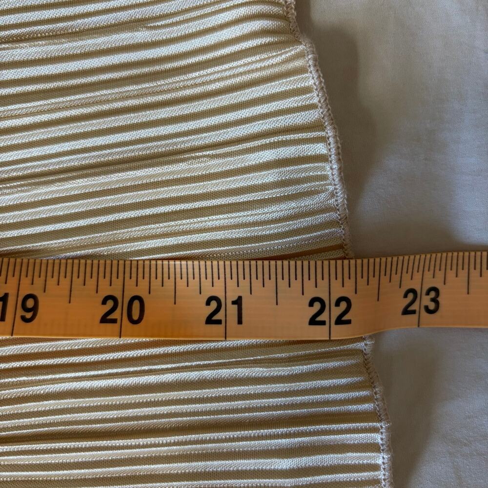 Urban Outfitters Plisse Pleated Blouse Gold Size XL Bell Sleeve Cardigan Y2K - Picture 8 of 8